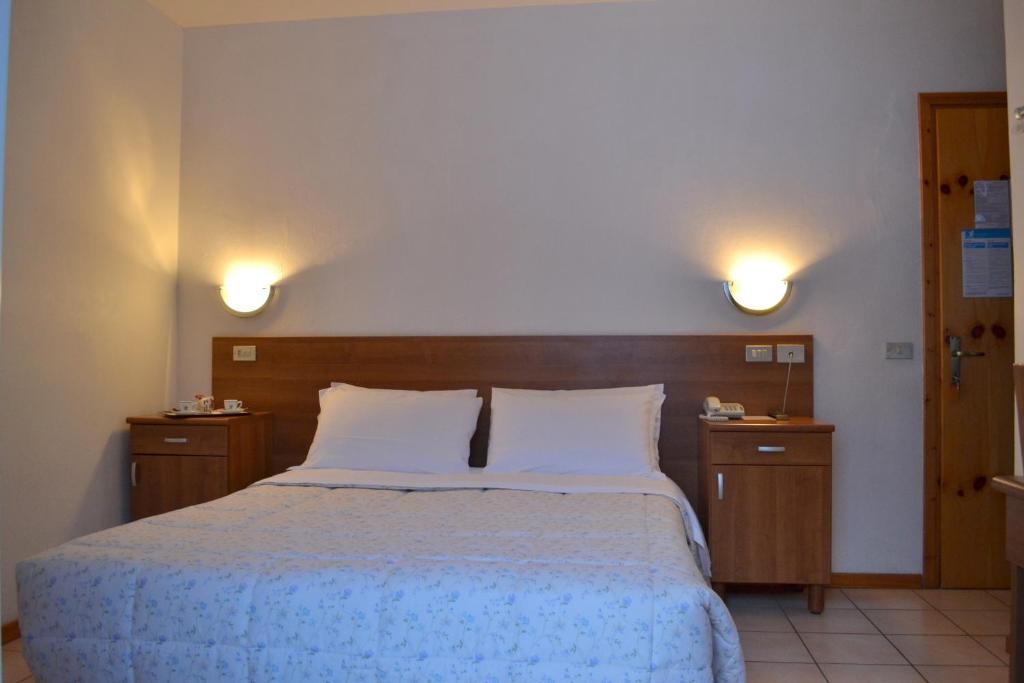 Hotel Pineta Falcade Pokoj fotografie